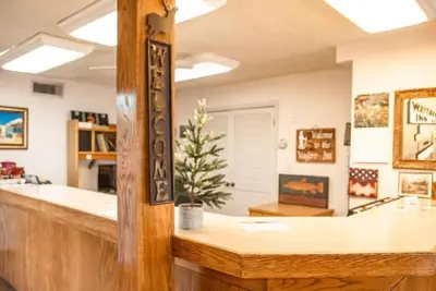 Photo 5 - Wayfarer Inn Woodward