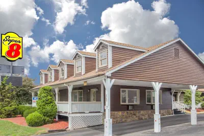 Photo 2 - Super 8 by Wyndham Christiansburg