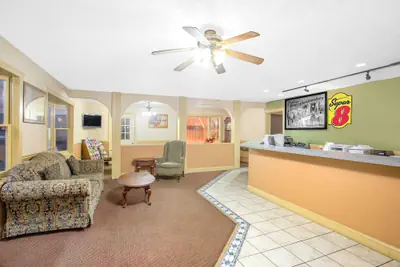 Photo 4 - Super 8 by Wyndham Christiansburg