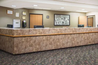 Photo 4 - Super 8 by Wyndham Iola KS