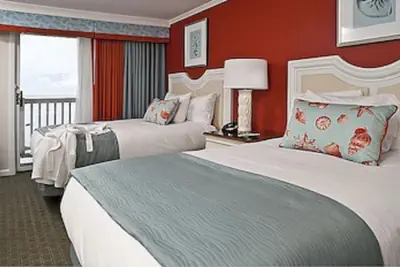 Photo 5 - Surfside Hotel and Suites