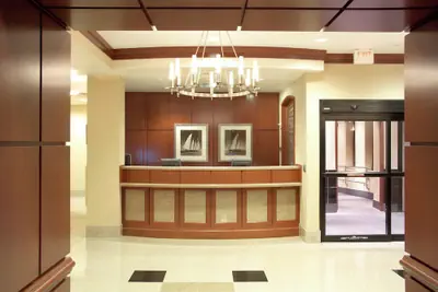 Photo 4 - Courtyard by Marriott Boston Copley Square