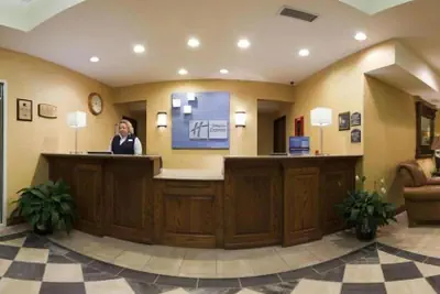 Photo 3 - Holiday Inn Express Hotel & Suites Mountain Home by IHG