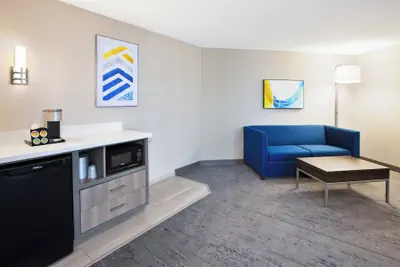 Photo 3 - Holiday Inn Express Casper-Interstate 25 by IHG
