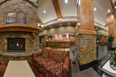 Photo 3 - Hilton Garden Inn Bend