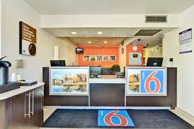 Photo 4 - Motel 6 Pittsburgh, PA - Crafton