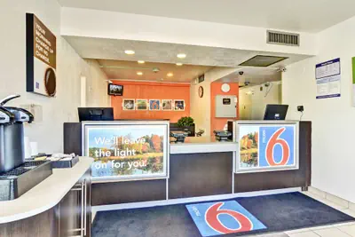 Photo 3 - Motel 6 Pittsburgh, PA - Crafton