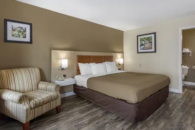 Photo 4 - Richland Inn of Columbia