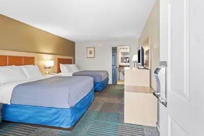 Photo 2 - Richland Inn of Columbia
