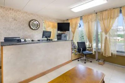 Photo 4 - Americas Best Value Inn Wytheville