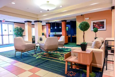 Photo 5 - Fairfield Inn & Suites by Marriott Indianapolis Noblesville