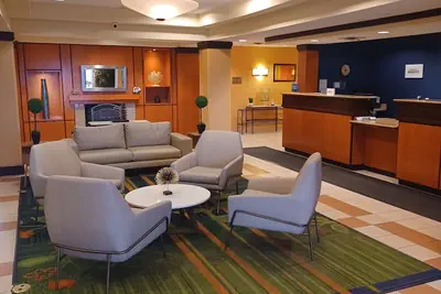 Photo 3 - Fairfield Inn & Suites by Marriott Indianapolis Noblesville