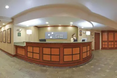 Photo 3 - Holiday Inn Express Hotel & Suites Danville by IHG