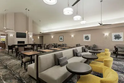 Photo 4 - Homewood Suites by Hilton Sacramento Roseville