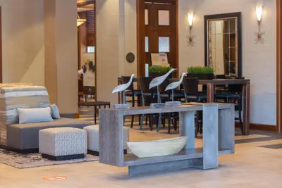 Photo 5 - DoubleTree by Hilton Bay City - Riverfront