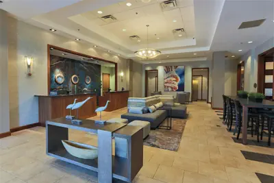 Photo 3 - DoubleTree by Hilton Bay City - Riverfront