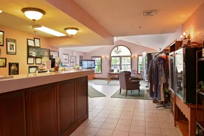 Photo 3 - Our Guest Inn and Suites - Downtown