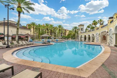 Photo 2 - Hilton Grand Vacations Club Tuscany Village Orlando