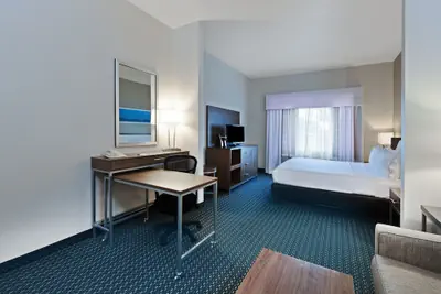 Photo 5 - Holiday Inn Express Hotel & Suites Pharr by IHG