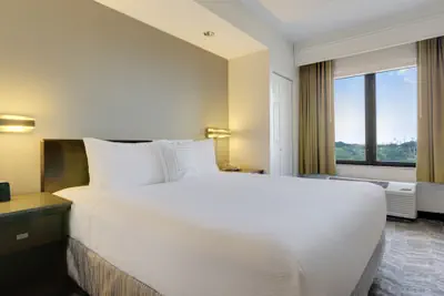 Photo 5 - SpringHill Suites by Marriott Newark Liberty International