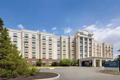 Photo 2 - SpringHill Suites by Marriott Newark Liberty International