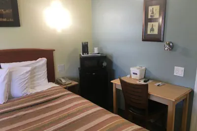 Photo 4 - Travelodge by Wyndham Fairfield/Napa Valley