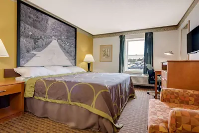 Photo 5 - Super 8 by Wyndham Allentown