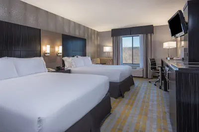 Photo 4 - Holiday Inn Express & Suites Cooperstown by IHG