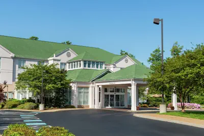 Photo 2 - Hilton Garden Inn Newport News