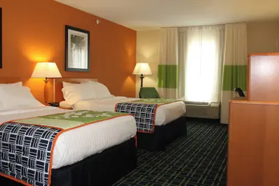 Photo 5 - Fairfield Inn and Suites by Marriott Marion