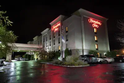 Photo 2 - Hampton Inn Oneonta