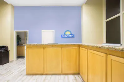 Photo 4 - Days Inn by Wyndham Lake Havasu
