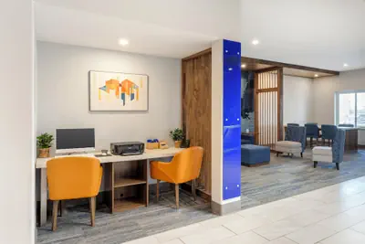 Photo 3 - Holiday Inn Express & Suites Alice by IHG