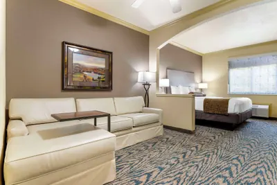 Photo 5 - Best Western Plus Crown Colony Inn & Suites