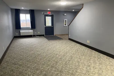 Photo 3 - Days Inn & Suites by Wyndham Williamsburg IA North