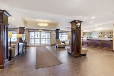 Photo 3 - Comfort Inn & Suites Dover-Portsmouth