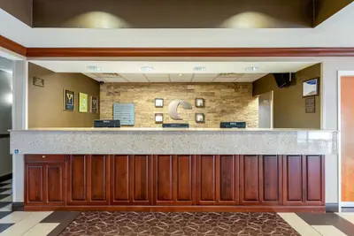 Photo 3 - Comfort Suites Stevensville - St. Joseph