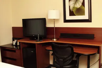 Photo 4 - Fairfield Inn & Suites by Marriott Fairmont