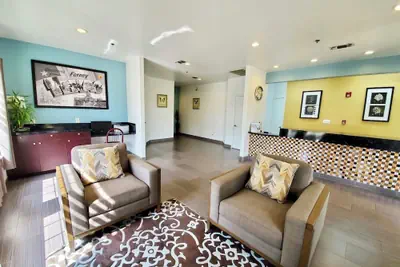 Photo 2 - Scottish Inns & Suites Forney/East Dallas