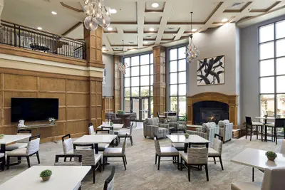 Photo 3 - Clubhouse Hotel Suites Sioux Falls