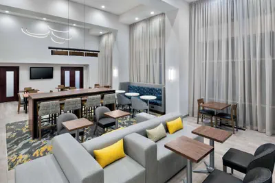 Photo 5 - Hampton Inn & Suites Cleveland-Beachwood