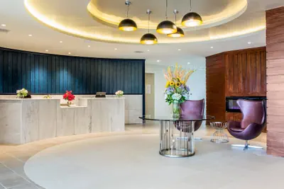Photo 4 - Wyndham Newport Hotel