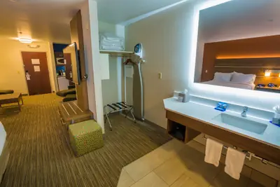 Photo 4 - Holiday Inn Express Hotel & Suites Pasco-Tri Cities by IHG
