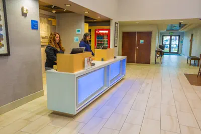 Photo 3 - Holiday Inn Express Hotel & Suites Pasco-Tri Cities by IHG