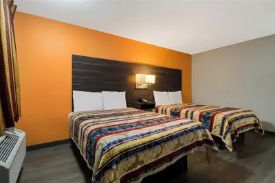 Photo 5 - Monsoon Inn