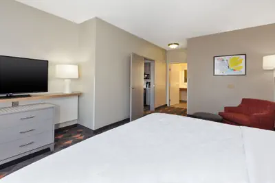 Photo 5 - Holiday Inn Grand Rapids - South by IHG