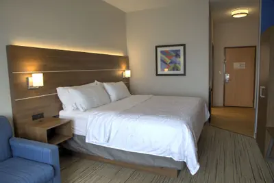 Photo 5 - Holiday Inn Express Rochelle by IHG