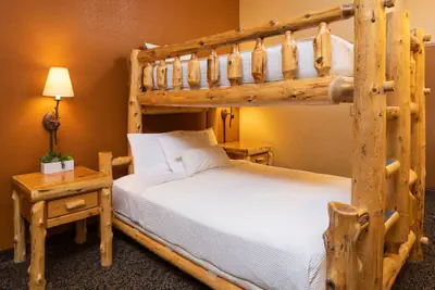 Photo 5 - bantr Grand Hotel Wausau - Rothschild