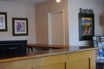 Photo 2 - Boulder University Inn