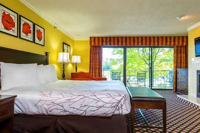 Photo 4 - The Lakeview Hotel, Shanty Creek Resort